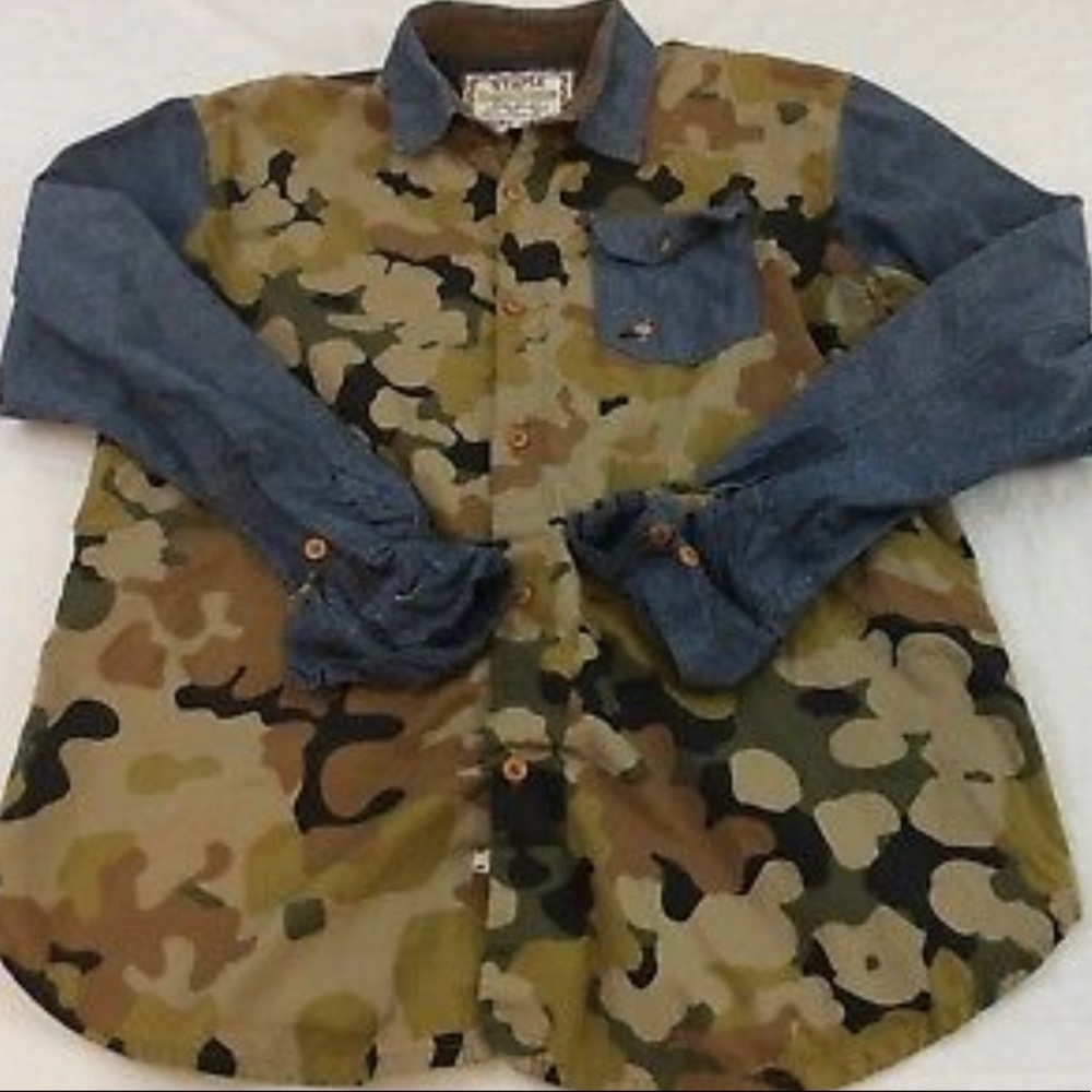 XL- The Rugged Outdoors-of New York City-The Only Standard- Renown Pigeon Brand